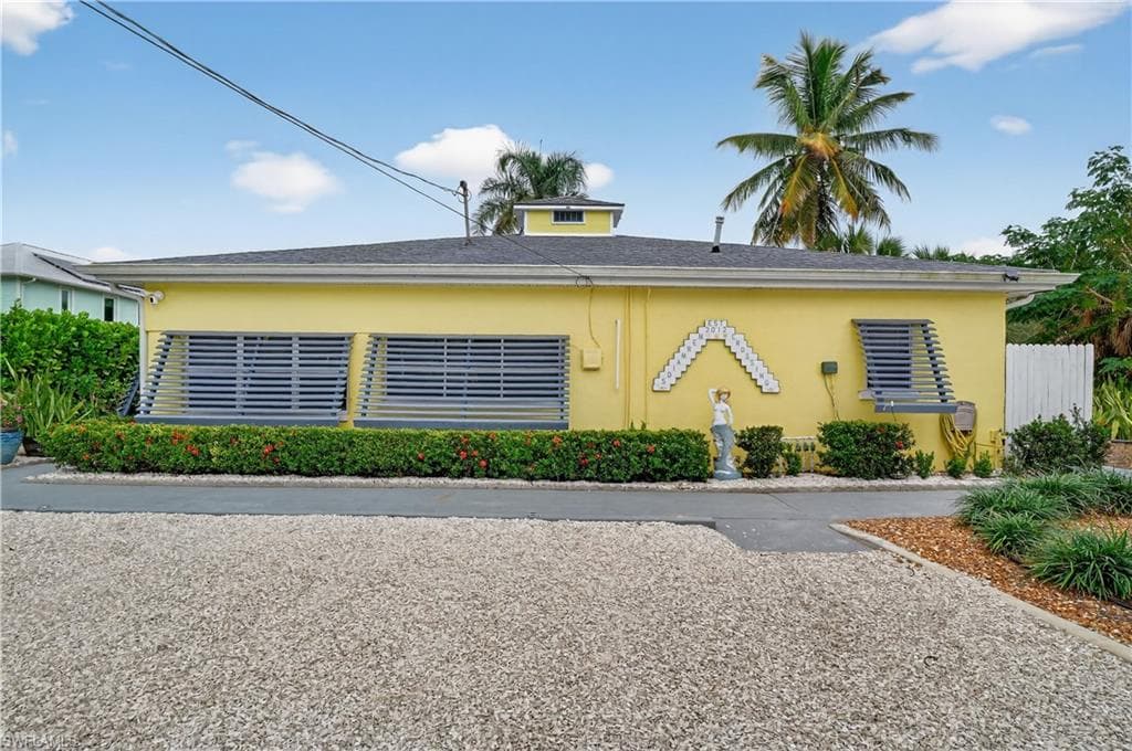 27526 Big Bend RD, BONITA SPRINGS FL 34134-40