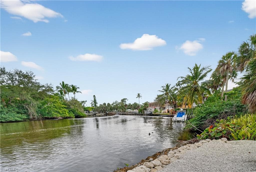 27526 Big Bend RD, BONITA SPRINGS FL 34134-3