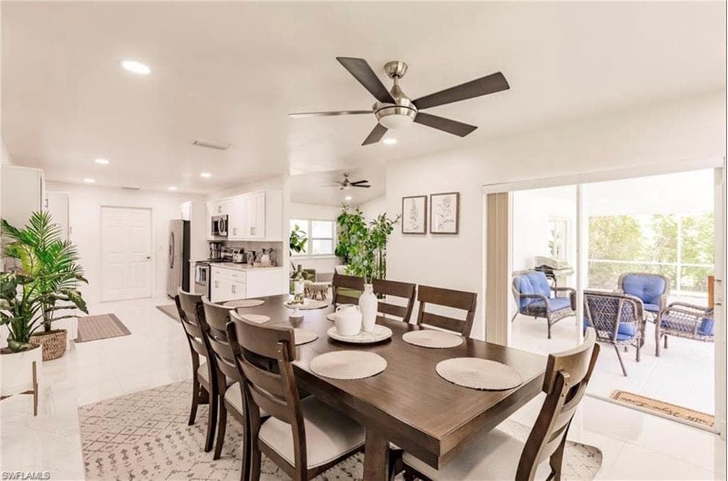 96 Wickliffe DR, NAPLES FL 34110-5