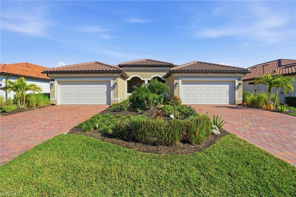 17377 Corsini DR, FORT MYERS FL 33913-1