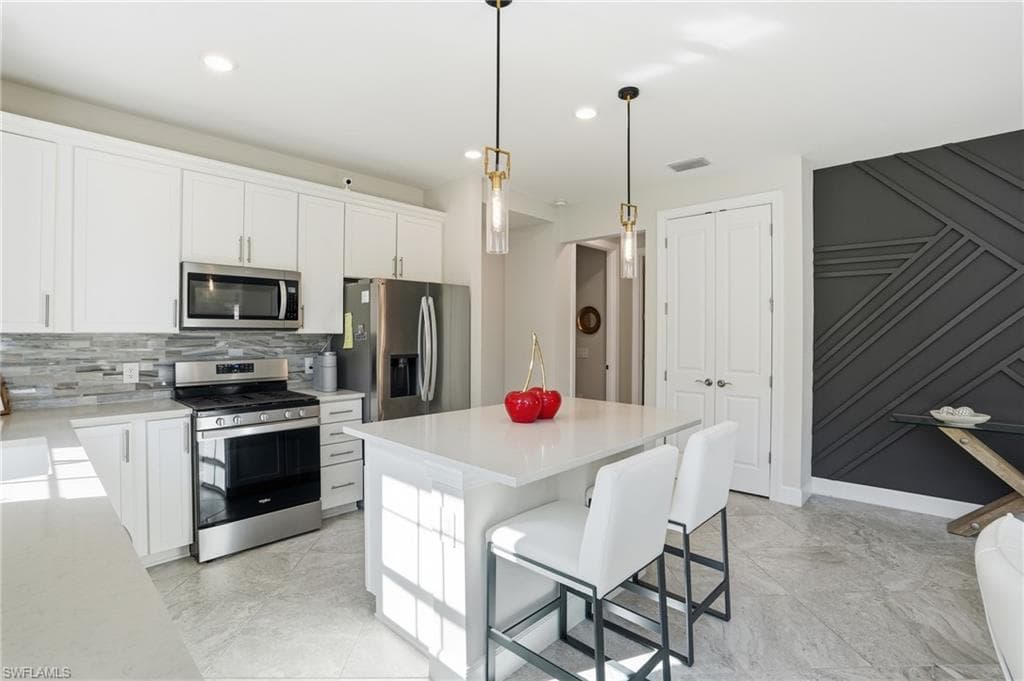 17377 Corsini DR, FORT MYERS FL 33913-9