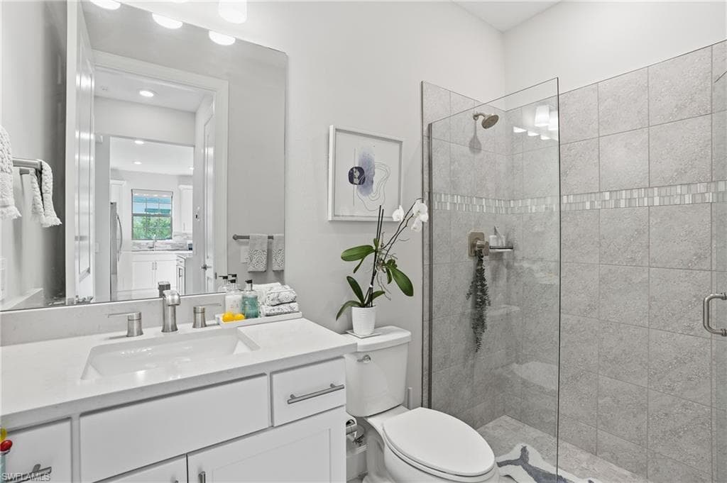 17377 Corsini DR, FORT MYERS FL 33913-24