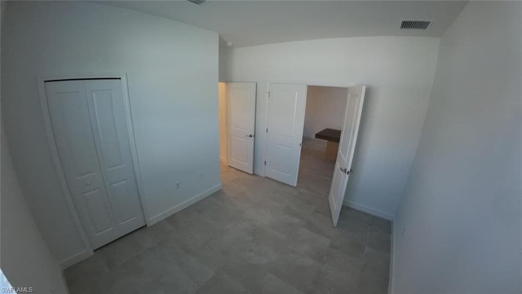 19552 Hinkley DR, ESTERO FL 33928-7