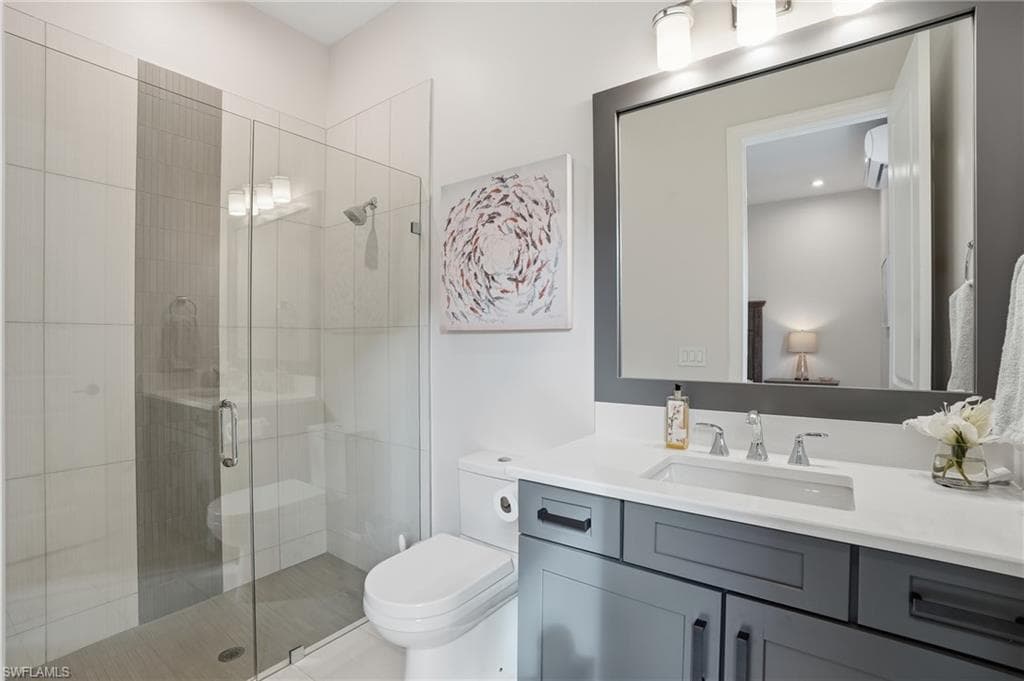 11591 Canal Grande DR, FORT MYERS FL 33913-22