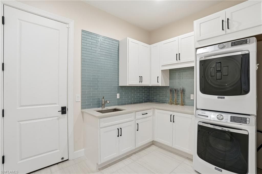 11591 Canal Grande DR, FORT MYERS FL 33913-23