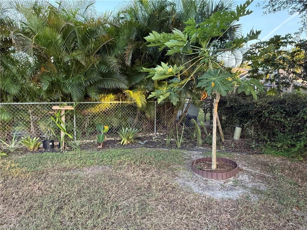 265 Justene CIR, LEHIGH ACRES FL 33936-35