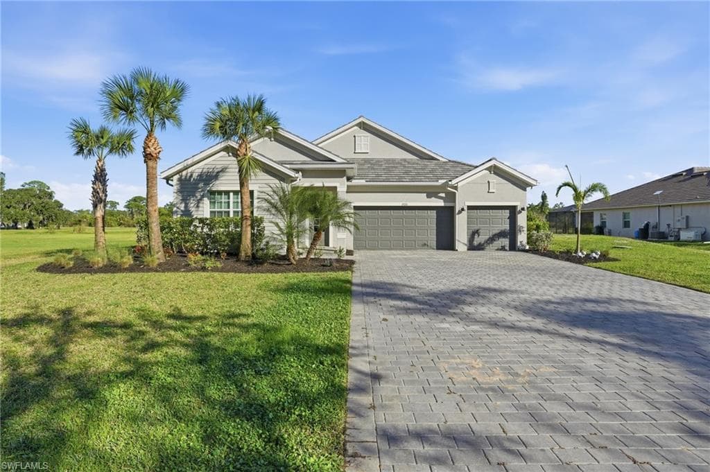 17120 Serengeti CIR, ALVA FL 33920-4