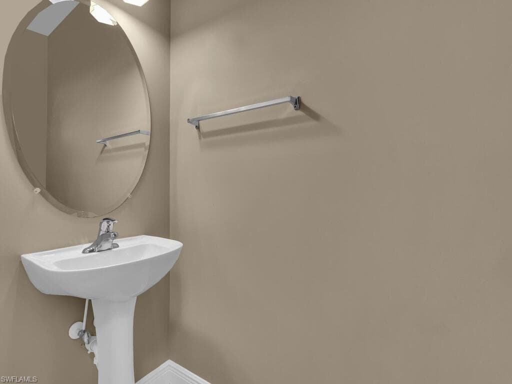 9950 Chiana CIR, FORT MYERS FL 33905-24