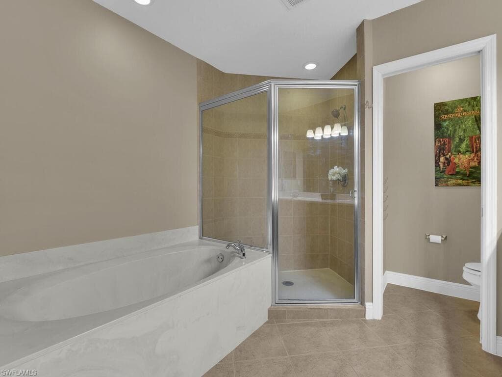 9950 Chiana CIR, FORT MYERS FL 33905-17