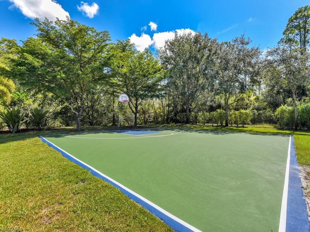 9950 Chiana CIR, FORT MYERS FL 33905-29