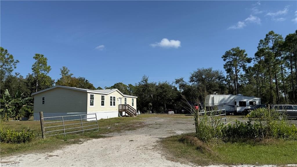 28119 Crescent Lake DR, PUNTA GORDA FL 33955-1