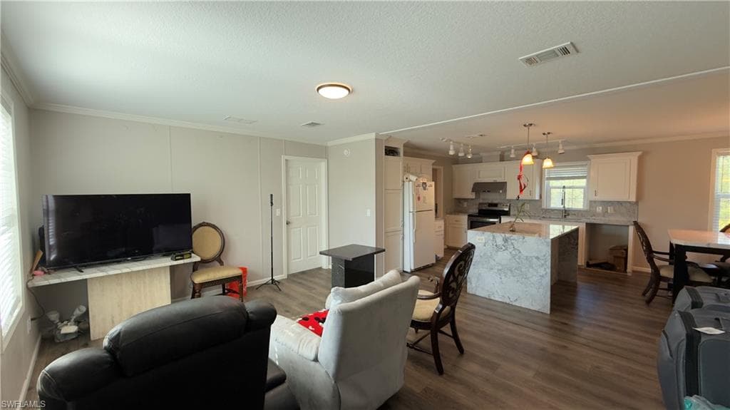 28119 Crescent Lake DR, PUNTA GORDA FL 33955-12