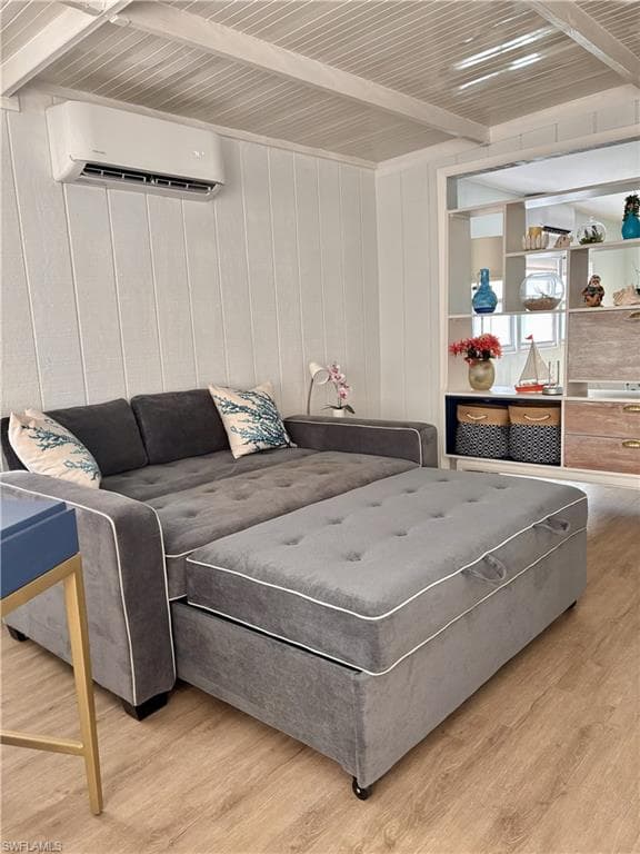 33 Henderson DR, NAPLES FL 34114-17