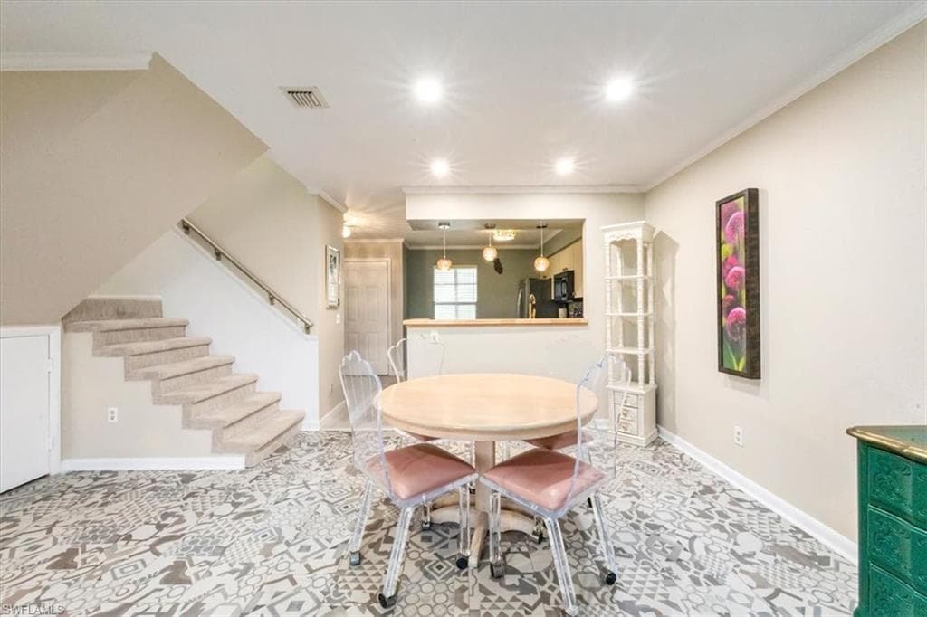 25492 Cockleshell DR # 102, BONITA SPRINGS FL 34135-5