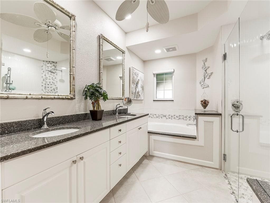 23011 Rosedale DR # 101, ESTERO FL 34135-23