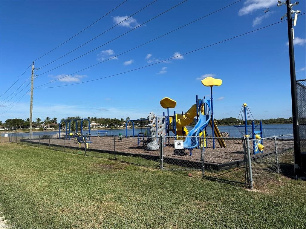 5450 Harborage DR, FORT MYERS FL 33908-37