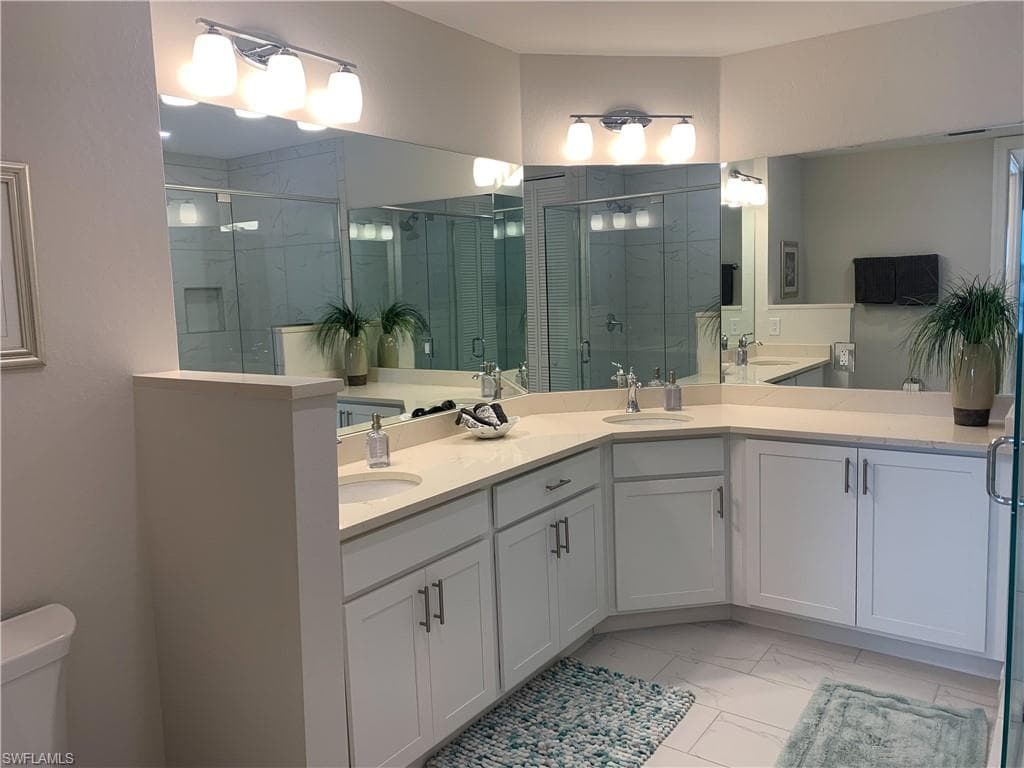 163 Indies DR E # 203, NAPLES FL 34114-15