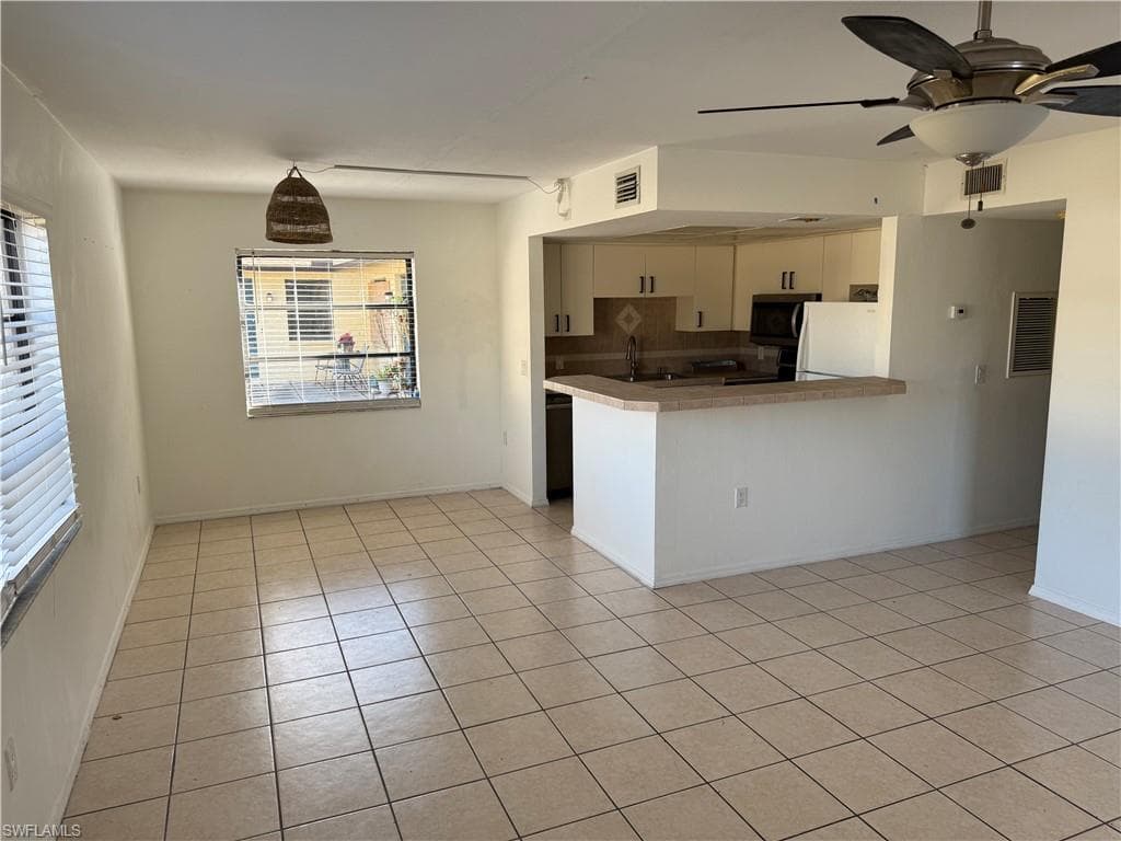 1104 SE 8th ST # 4, CAPE CORAL FL 33990-3