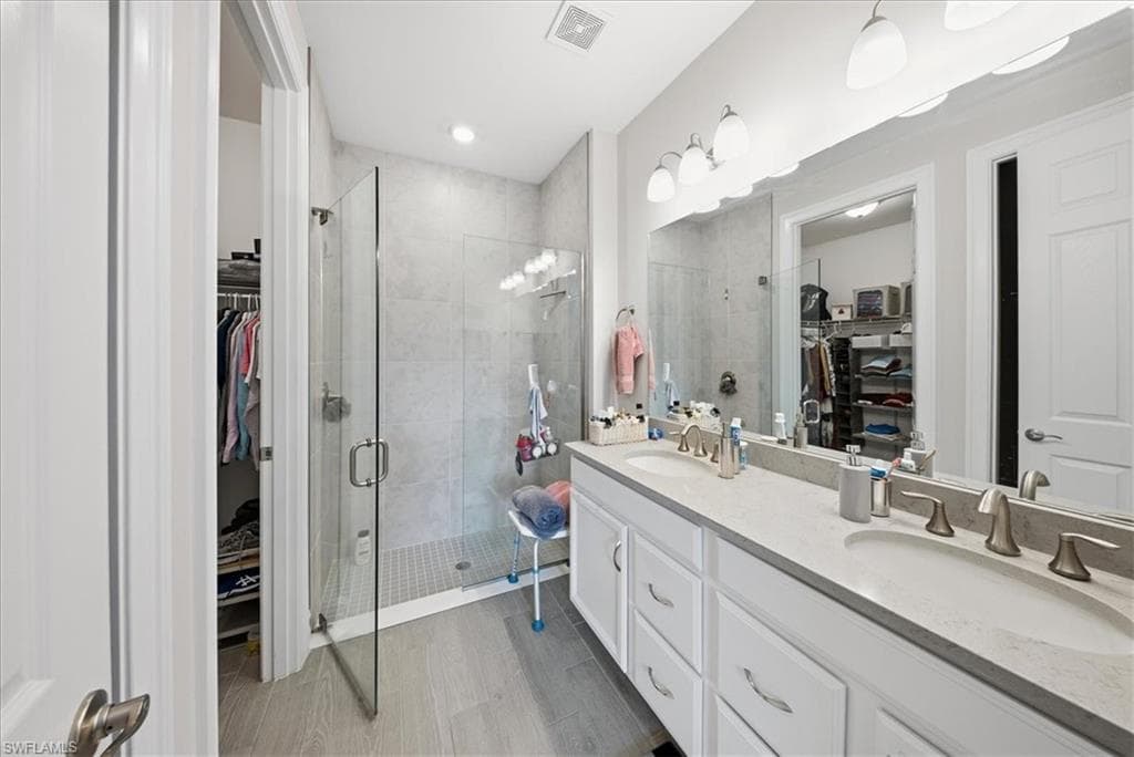 1074 Enbrook LOOP, NAPLES FL 34114-19