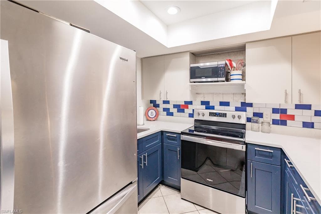 1055 Palm AVE # 216, NORTH FORT MYERS FL 33903-8