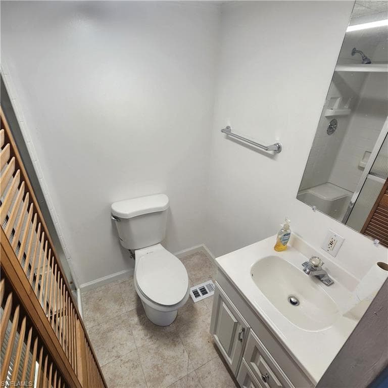 110 Gaslight AVE, NORTH FORT MYERS FL 33917-12