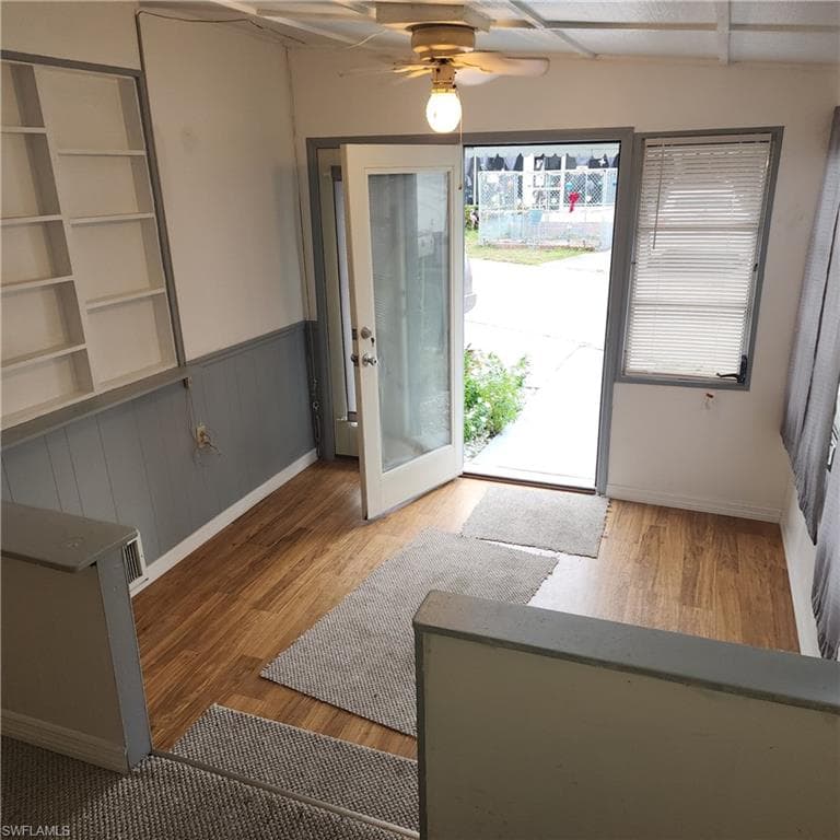 110 Gaslight AVE, NORTH FORT MYERS FL 33917-4