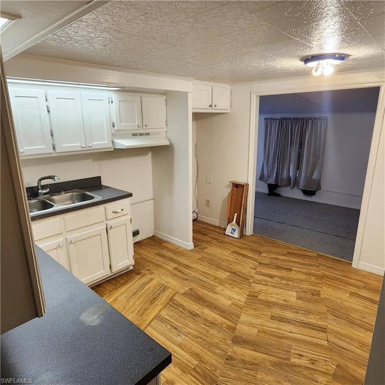 110 Gaslight AVE, NORTH FORT MYERS FL 33917-8