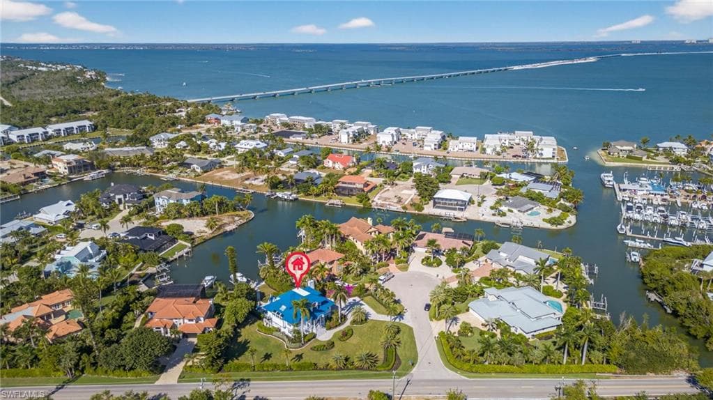 1141 Paper Fig CT, SANIBEL FL 33957-47