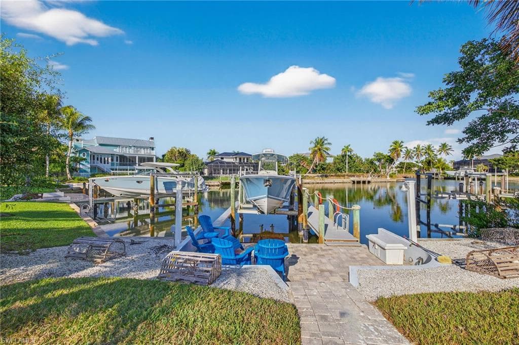 1141 Paper Fig CT, SANIBEL FL 33957-43