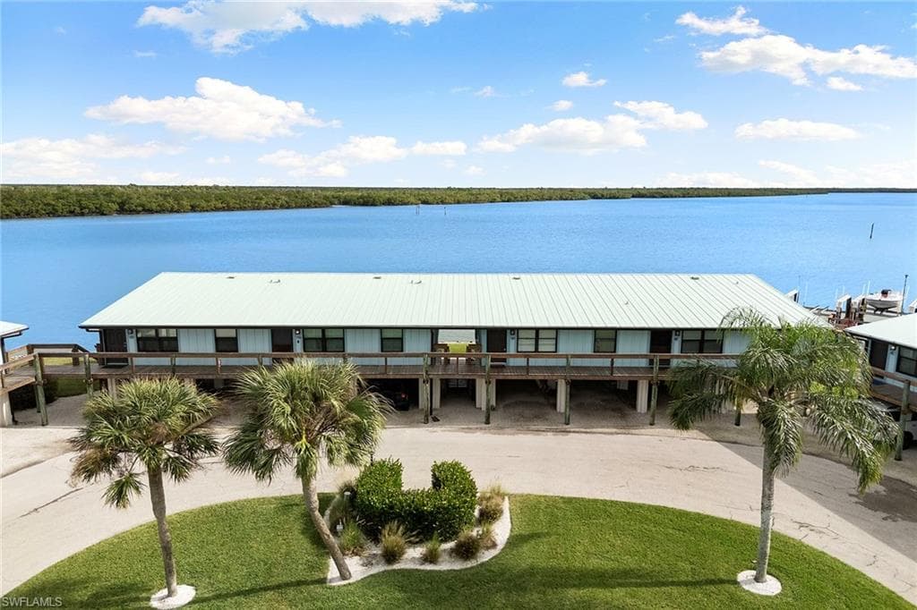 611 Palm AVE # H36, GOODLAND FL 34140-34