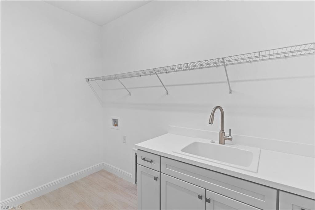 4580 SKYSAIL DR, NAPLES FL 34120-24