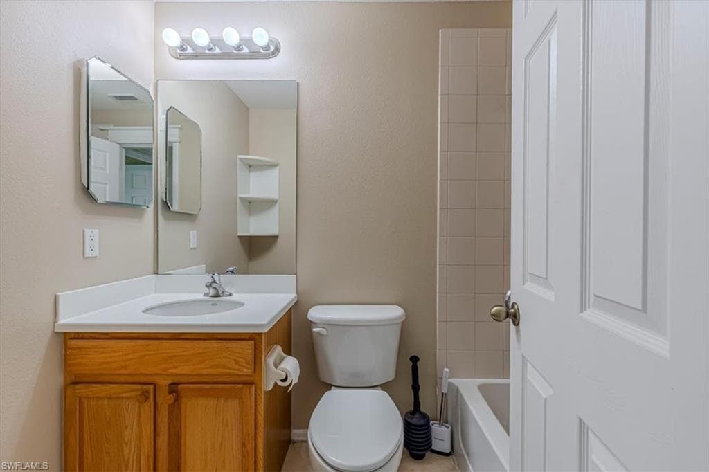 2772 Orange Grove TRL, NAPLES FL 34120-17
