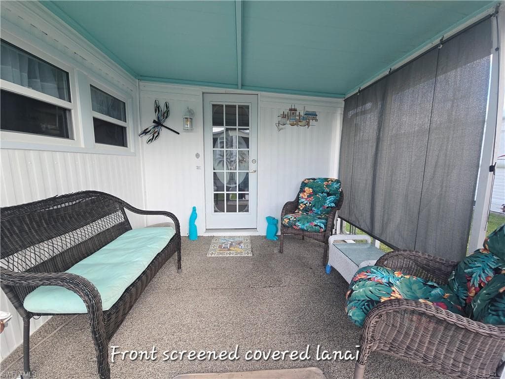 23 Enchanting BLVD, NAPLES FL 34112-1