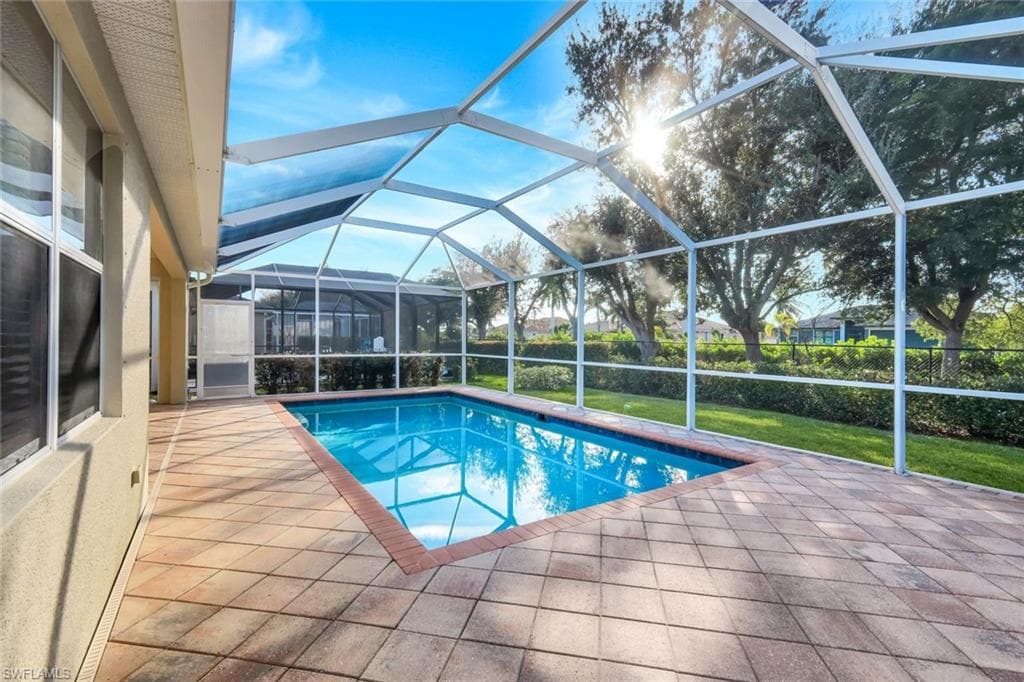 2730 Brightside CT, CAPE CORAL FL 33991-32