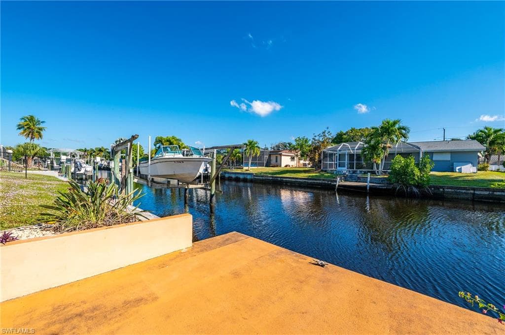 4548 Gulf AVE, NORTH FORT MYERS FL 33903-26