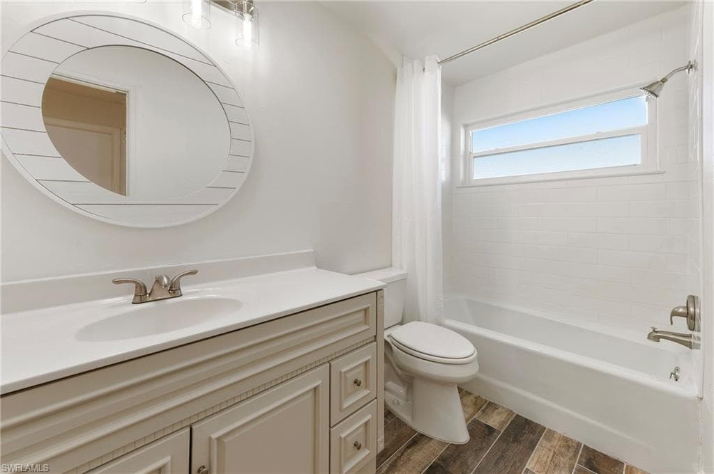 4548 Gulf AVE, NORTH FORT MYERS FL 33903-23