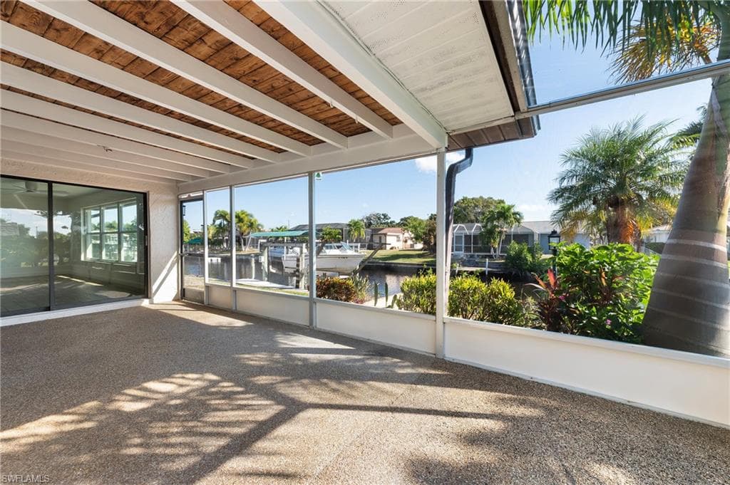 4548 Gulf AVE, NORTH FORT MYERS FL 33903-29