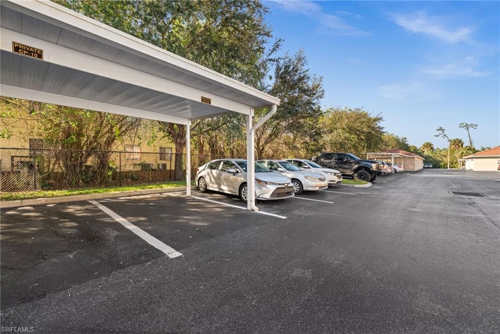 4520 Botanical Place CIR # 103, NAPLES FL 34112-16