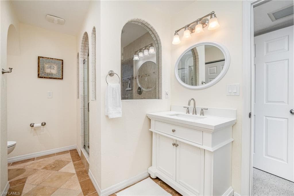 1530 Imperial Golf Course BLVD # 322, NAPLES FL 34110-15