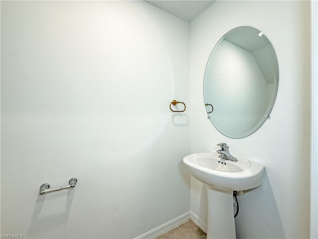 12093 Monterey Pine LN, FORT MYERS FL 33966-8