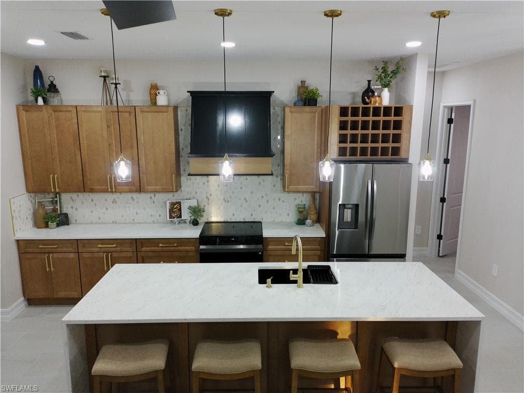 810 Sentinela BLVD, LEHIGH ACRES FL 33974-1