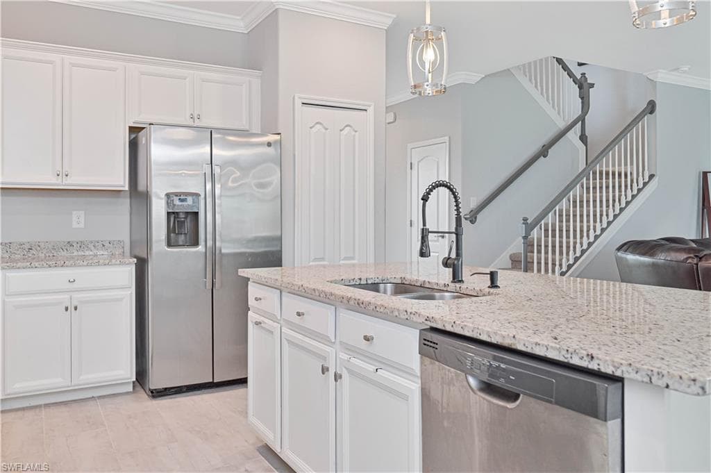 19828 Beechcrest PL, ESTERO FL 33928-19