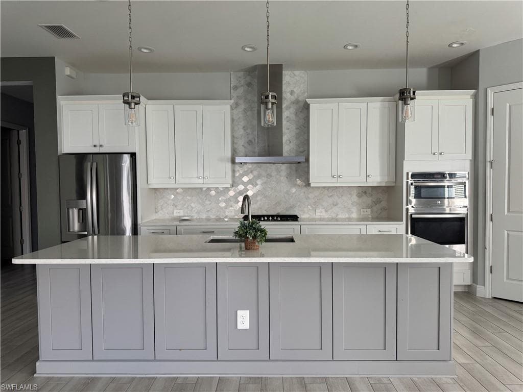 3995 Pegasus WAY, NAPLES FL 34120-25