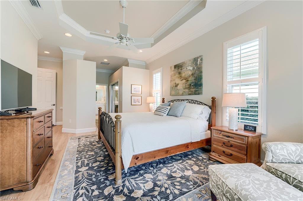 8782 New Castle DR, FORT MYERS FL 33908-19