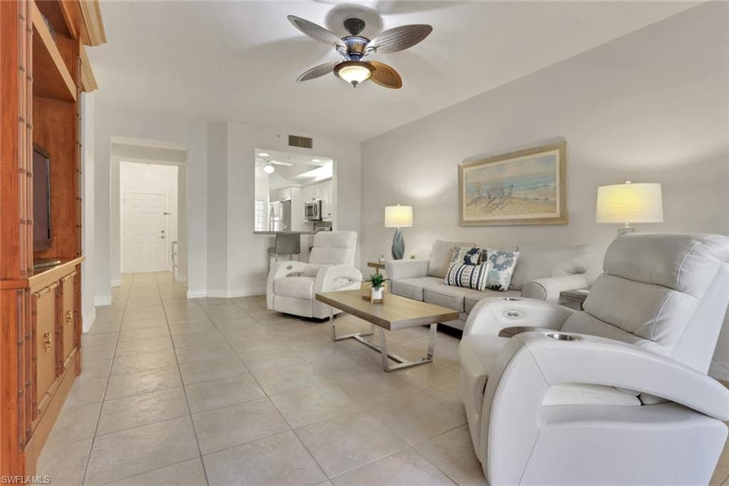401 Bayfront PL # 3207, NAPLES FL 34102-1