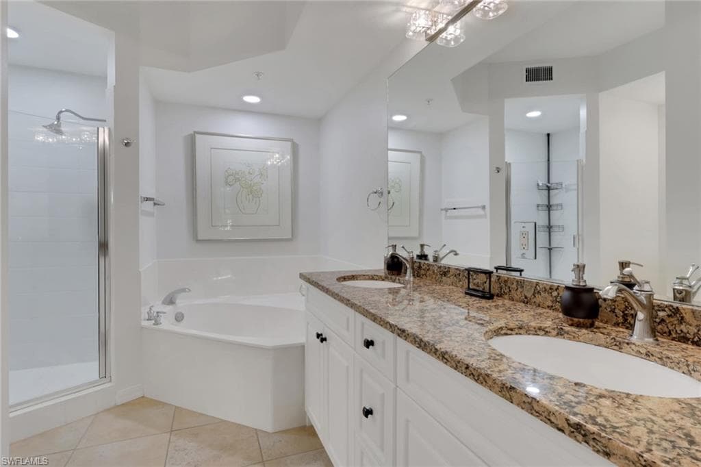401 Bayfront PL # 3207, NAPLES FL 34102-4