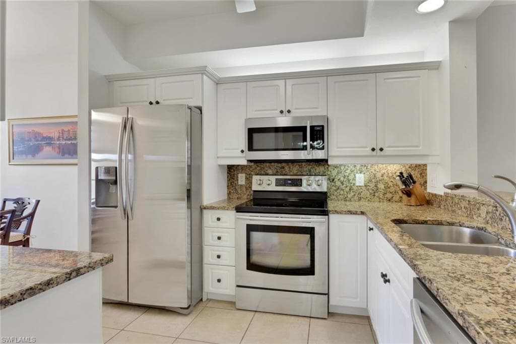 401 Bayfront PL # 3207, NAPLES FL 34102-8