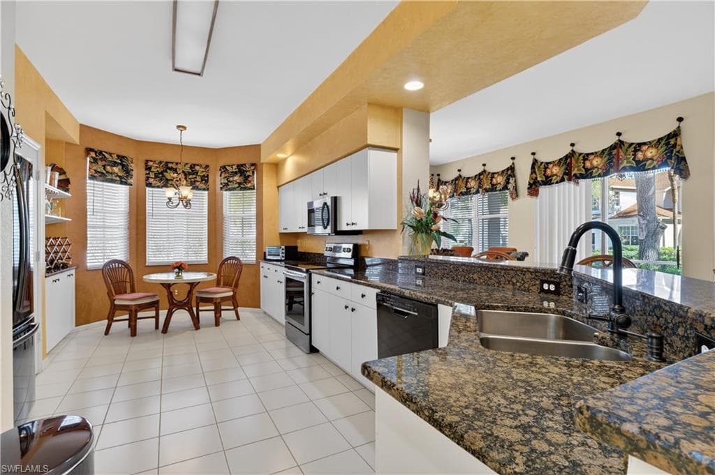 25776 Lake Ameila Way WAY # 101, BONITA SPRINGS FL 34134-1