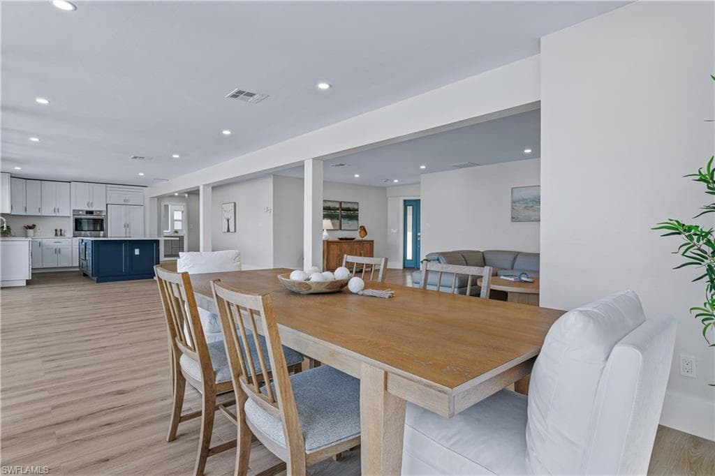 18452 Cutlass DR, FORT MYERS BEACH FL 33931-12