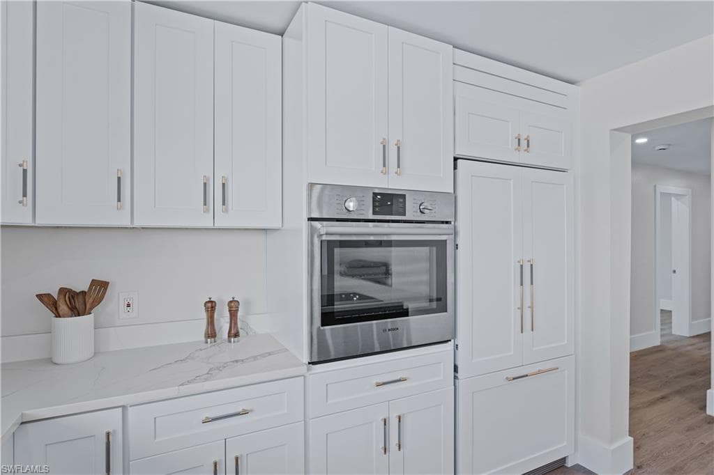 18452 Cutlass DR, FORT MYERS BEACH FL 33931-7